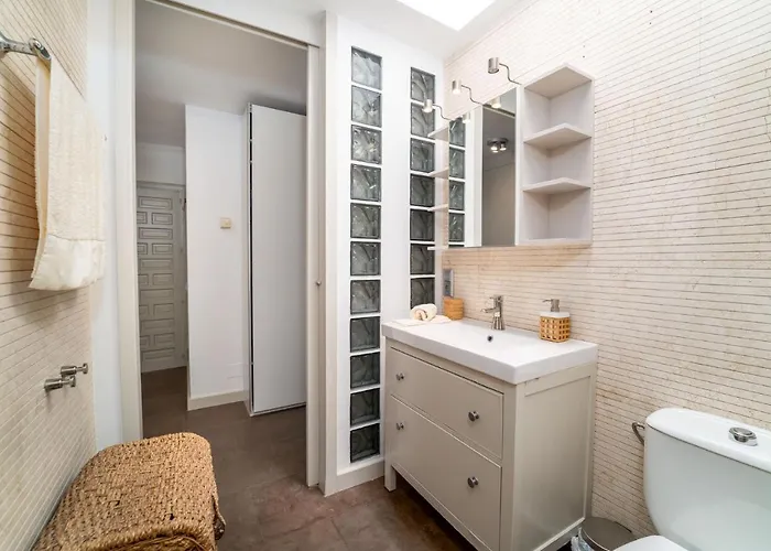 Azahara I, 25a Small Cozy With Great Views Located In The Popular Area Of Nueva Andalucia * Marbella